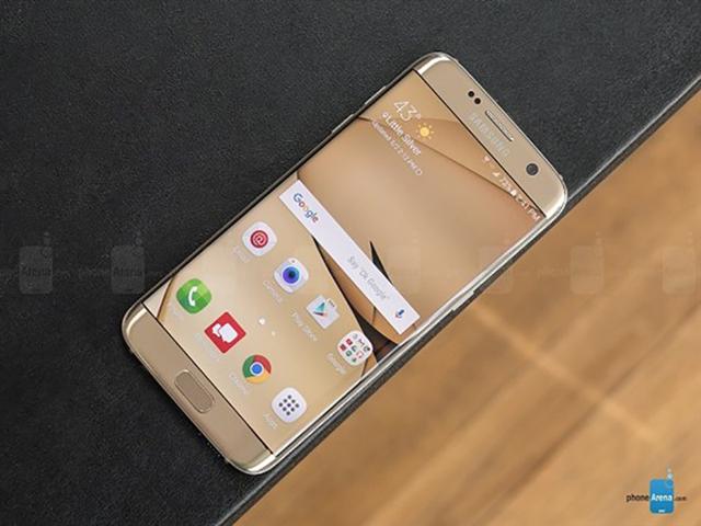 Dế sắp ra lò - Samsung Galaxy S7 Edge vẫn xuất sắc "đánh bại" iPhone 7 Plus