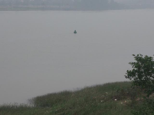 Tin tức trong ngày - Tìm thấy thi thể nam sinh lớp 11 nhảy cầu tự tử