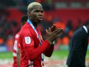 Bóng đá - MU: Pogba bị fan cuồng bao vây, ném đĩa trong nhà hàng