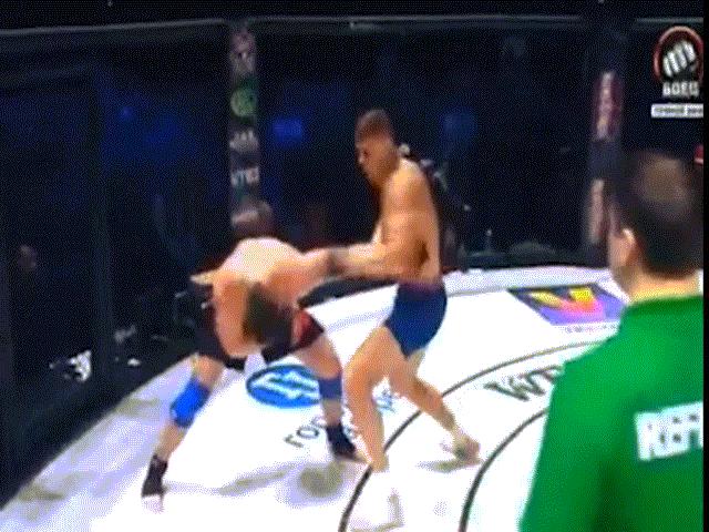 Thể thao - MMA: Ăn 1 đòn "vô ảnh cước", hết đường về