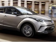 Tư vấn - Toyota C-HR cạnh tranh Honda HR-V với giá 475 triệu đồng