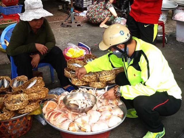 Thị trường - Tiêu dùng - Infographic: Điều chưa biết về đùi gà Mỹ 7.000 đồng/kg