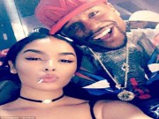 Thể thao - Đi tour, Mayweather “dính” ngay với cô gái tuổi teen