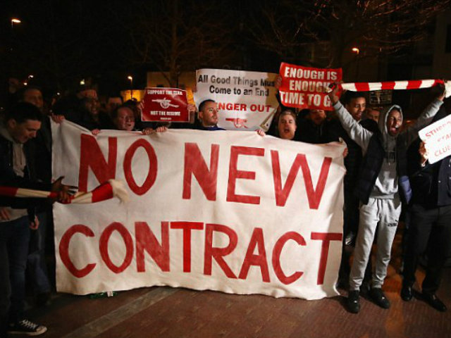 Bóng đá - Arsenal: Báo chí Anh "vùi dập" Wenger, kêu gọi từ chức