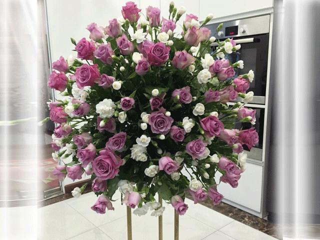 Bạn trẻ - Cuộc sống - Học bà mẹ Hà thành cắm hoa cực đẹp cho ngày 8/3