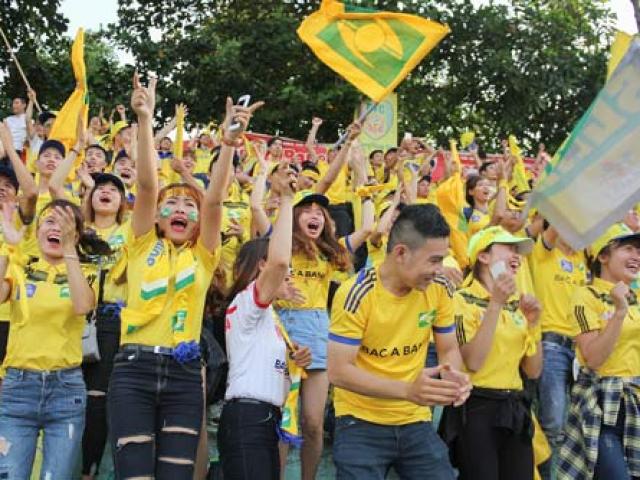 Bóng đá - CĐV SLNA quyết biến Thống Nhất thành “chảo lửa thành Vinh”