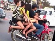 Tranh vui - Hoang mang với các pha tham gia giao thông không tưởng