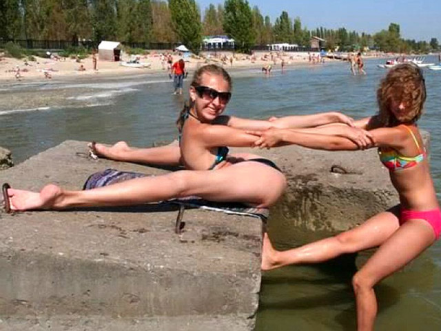 Tranh vui - "Thốn lên tận rốn" với những pha tai nạn bất ngờ