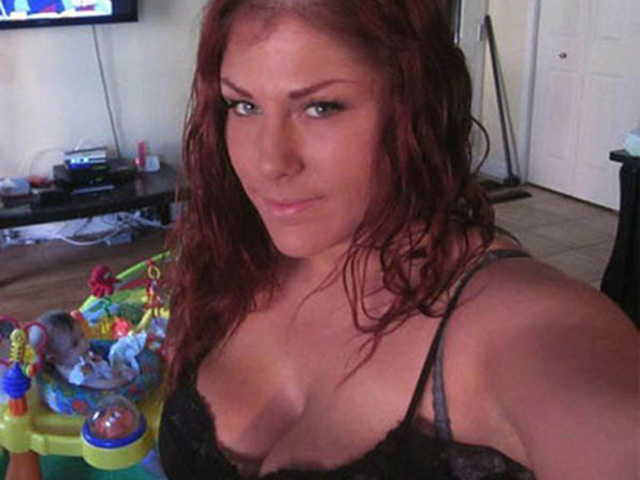 Tranh vui - Bó tay với những ông bố bà mẹ siêu "bá đạo"