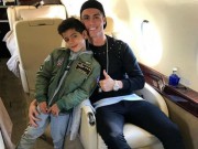 Bóng đá - NÓNG: Ronaldo nhờ chân dài đẻ thuê, niềm vui nhân đôi