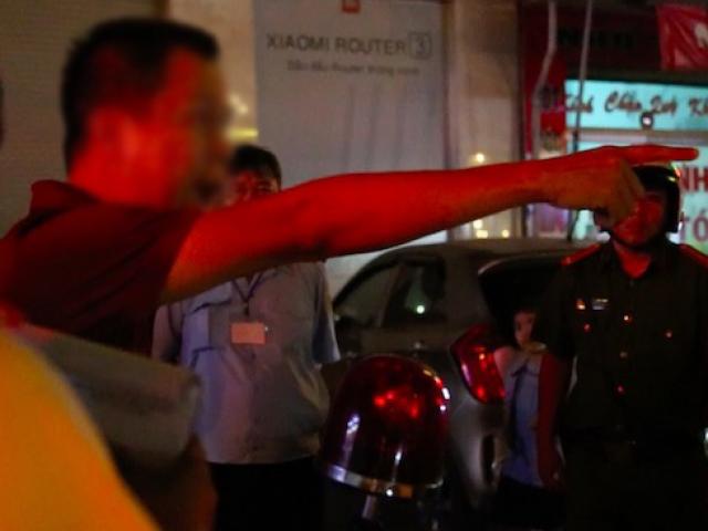 Tin tức trong ngày - Ô tô chiếm vỉa hè bị cẩu, chủ xe lớn tiếng với CSGT