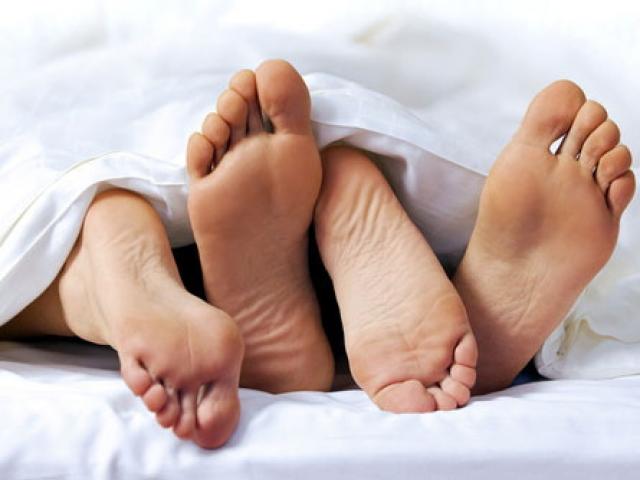 Sức khỏe đời sống - 6 tác hại nguy hiểm khi không làm "chuyện ấy"