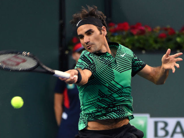 Thể thao - Hùng hổ lên lưới, bị Federer "hồi mã thương" trúng mặt