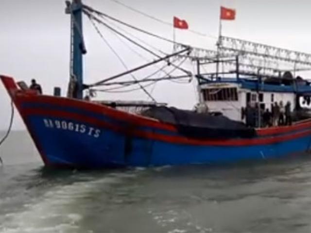 Tin tức trong ngày - Dây cáp tời bị đứt, 2 ngư dân thương vong trên biển