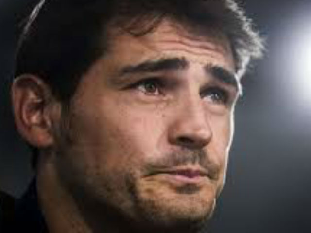 Bóng đá - Real &amp; “đại ca” quyền uy: Casillas - "Vị Thánh" sụp đổ vì "quyền lực đen" (P3)