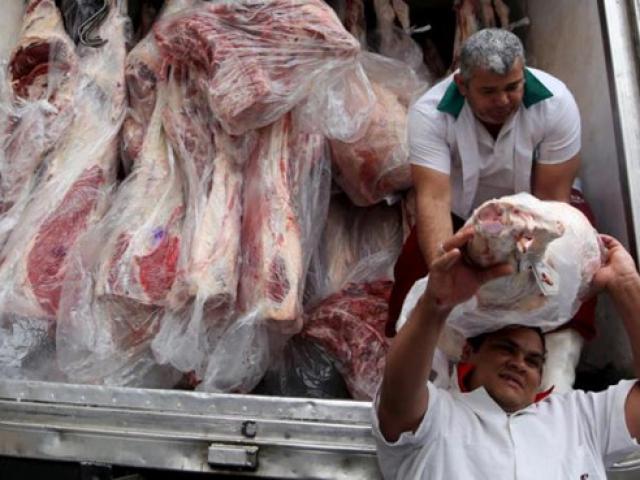 Thị trường - Tiêu dùng - Việt Nam tạm ngừng nhập khẩu thịt từ Brazil