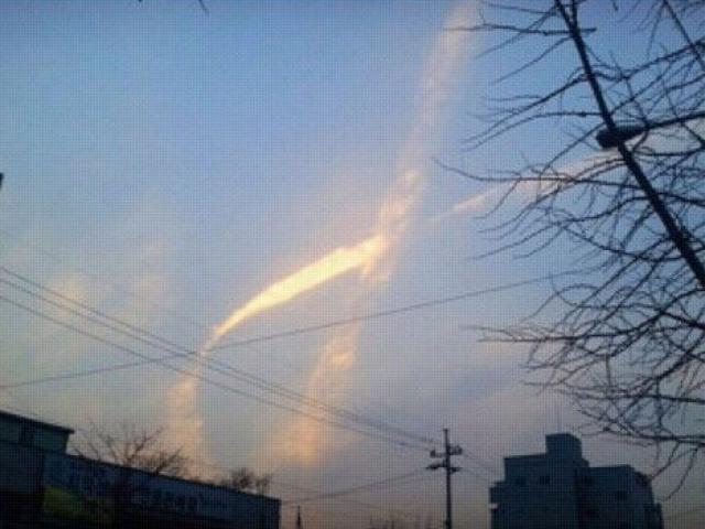 Thế giới - HQ: Điều kỳ diệu xuất hiện khi phà chìm Sewol nổi lên