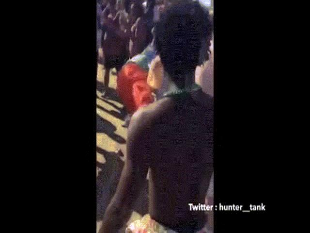 Thể thao - Va chạm: Có võ, 1 mình "xử đẹp" 3 thanh niên