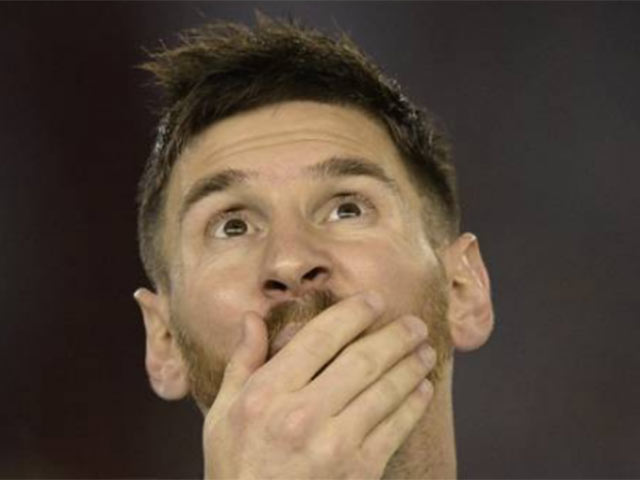 Bóng đá - Messi và nỗi đau "ế cúp": Phát ghen với Ronaldo, Suarez