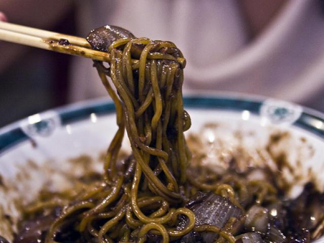 Ẩm thực - Công thức làm mì tương đen "thần thánh" trong phim Hàn