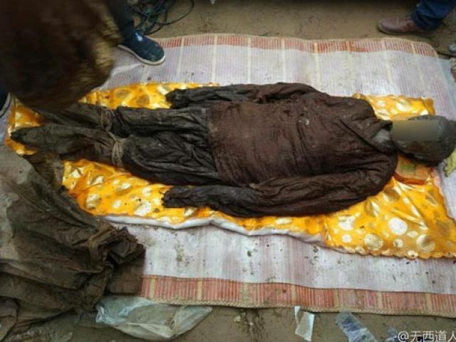 Thế giới - "Xác ướp" 500 tuổi mặc quan phục còn nguyên vẹn ở TQ