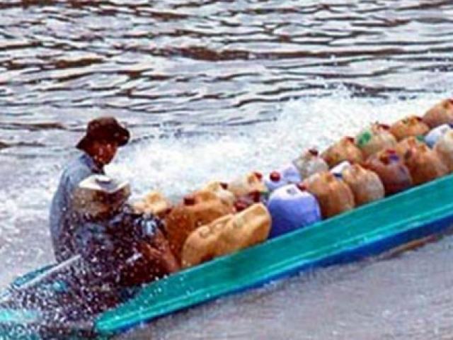 Thị trường - Tiêu dùng - Quý I/2017, thu giữ 4 triệu tấn xăng, dầu lậu