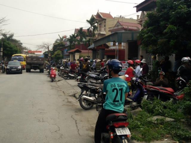 Pháp luật - Camera ghi hình đối tượng chở vật nghi thi thể bị trói trong bao tải