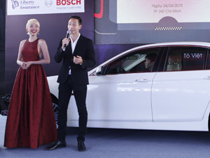 Bạn trẻ - Cuộc sống - Sau tranh luận với Trương Ngọc Ánh, Tóc Tiên đi học lái xe phong cách?