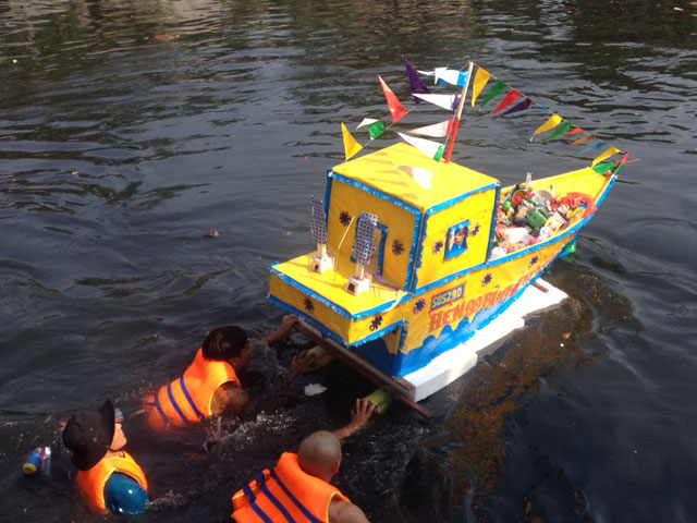 Tin tức trong ngày - Tục thả tàu độc đáo trong lễ hội Kỳ Yên ở Sài Gòn