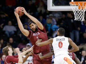 Thể thao - Làng NBA xuất hiện "bé bự" cao 2m26, nặng 161kg