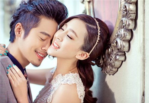 Bạn trẻ - Cuộc sống - Bí mật cay đắng của đôi “trai tài gái sắc”