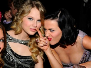 Ca nhạc - MTV - Katy Perry căng thẳng với Taylor Swift tại Billboard