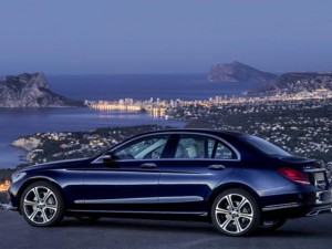 Tư vấn - Mercedes-Benz C-Class phiên bản mới trình làng