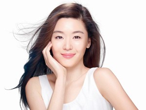 Phim - Jun Ji Hyun gian nan vượt qua cái bóng của chính mình