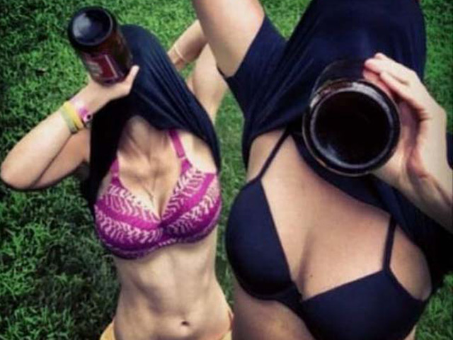 Cười 24h - Hành động "nổi loạn" của những người hài hước