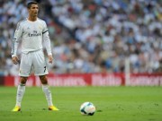 Bóng đá - &quot;Phá dớp&quot; đá phạt, Ronaldo lập kỷ lục mới