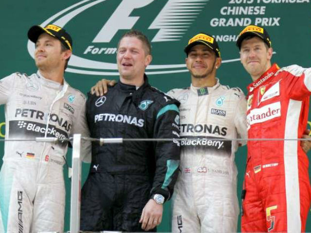Thể thao - Chinese GP: Không thể cản Mercedes!