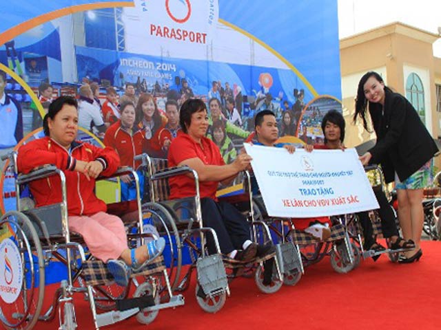 Thể thao - Mang niềm vui đến cho người khuyết tật miền Tây