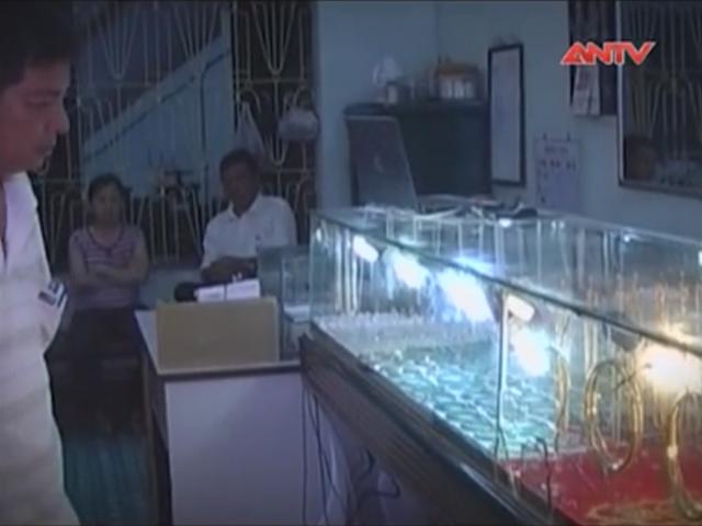 Pháp luật - Truy tìm "siêu trộm" vét sạch tiệm vàng trong đêm (P.2)