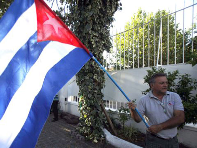 Thế giới - Mỹ chính thức rút Cuba khỏi danh sách “tài trợ khủng bố"