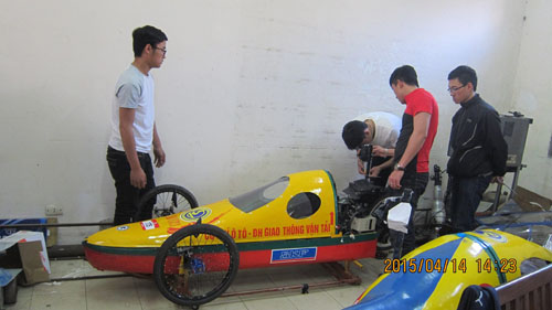 Tin tức trong ngày - “Siêu xe” đi gần 1.000km hết 1 lít xăng của sinh viên Việt