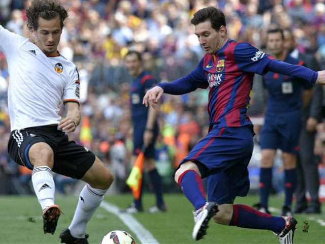 Ngôi sao bóng đá - Barca có 3 điểm, HLV Enrique hết lời tung hô Messi