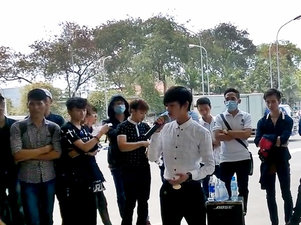 Ca nhạc - MTV - Clip "Hot boy kẹo kéo" hát "Trót Yêu" đầy cảm xúc