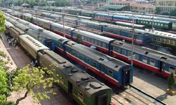 Tài chính - Bất động sản - Tỉ phú Phạm Nhật Vượng muốn đầu tư đường sắt