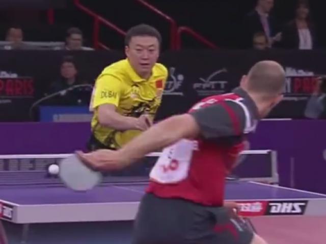 Môn thể thao khác - Bóng bàn: Cú đánh bóng sau lưng "ảo thuật"