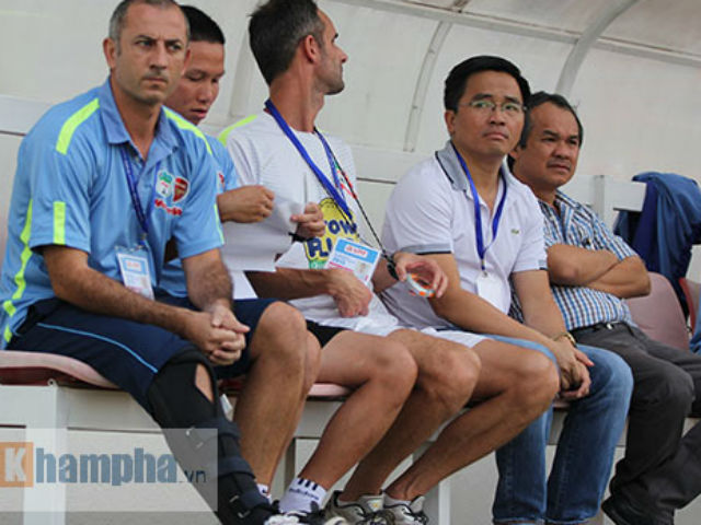 Bóng đá - Khi giám sát sợ làm đúng luật