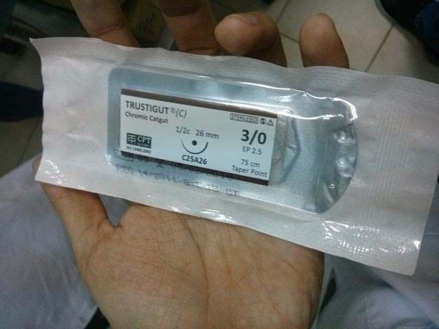 Sức khỏe đời sống - Cấy chỉ chữa bệnh, coi chừng mạnh thành què!