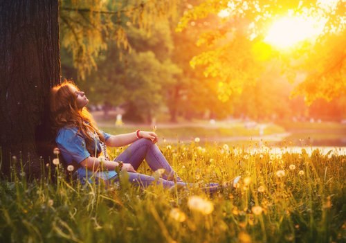 Bạn trẻ - Cuộc sống - Thơ tình: Hạ reo tháng tư