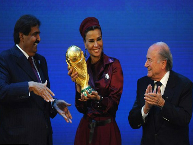 Các giải bóng đá khác - Tin HOT tối 26/4: Qatar “bạo chi” mua quyền đăng cai World Cup 2022