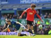 Bóng đá - Đối mặt thủ môn, Fellaini dứt điểm lên trời